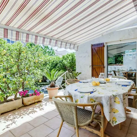 Holiday La Lecquoise * سا سيرْ سور مير